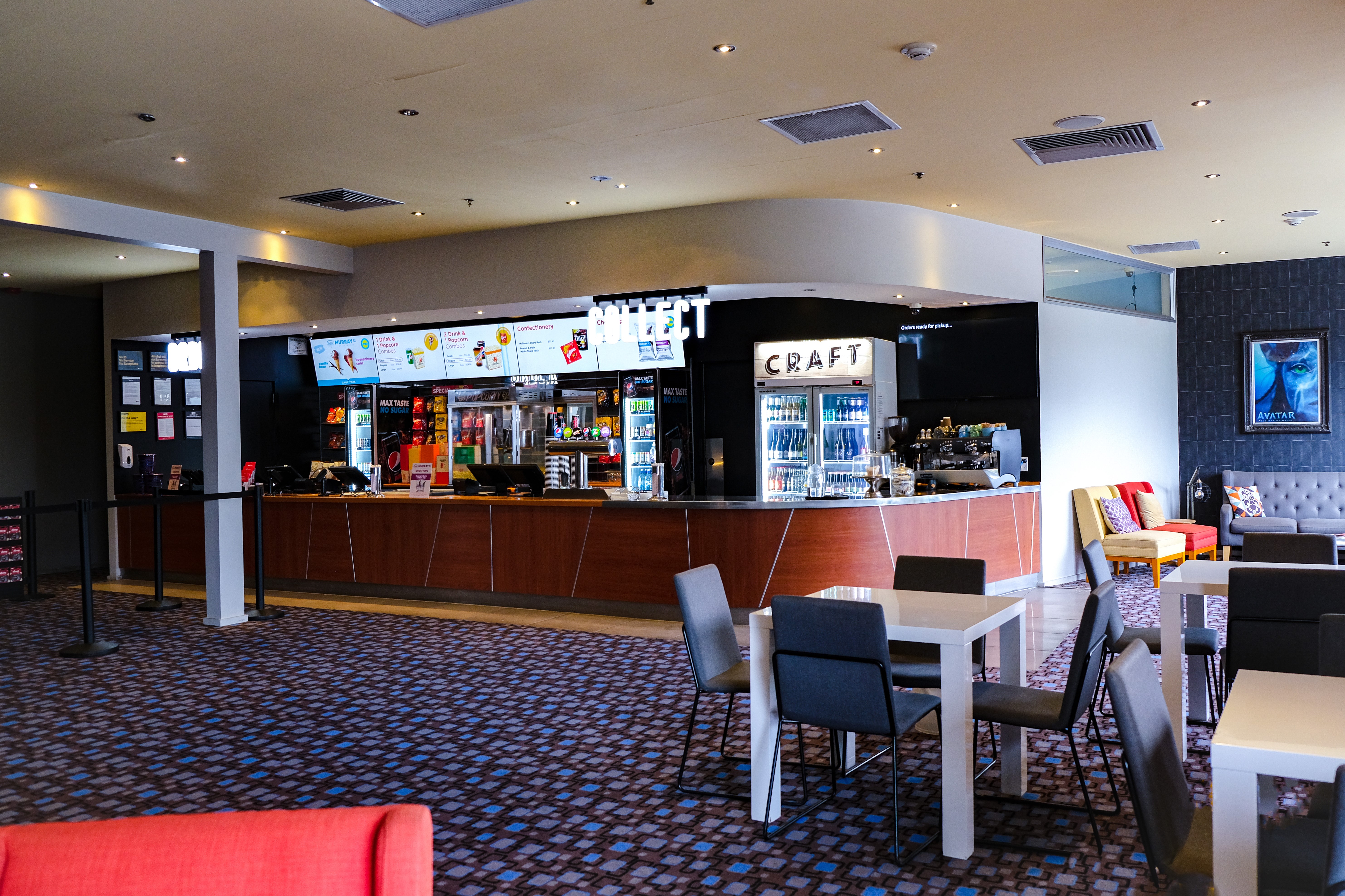 Hoyts cinema shop te rapa